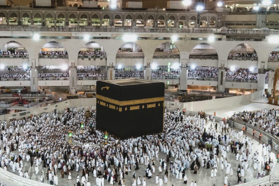 Umrah Package – April 2025 Quad Sharing
